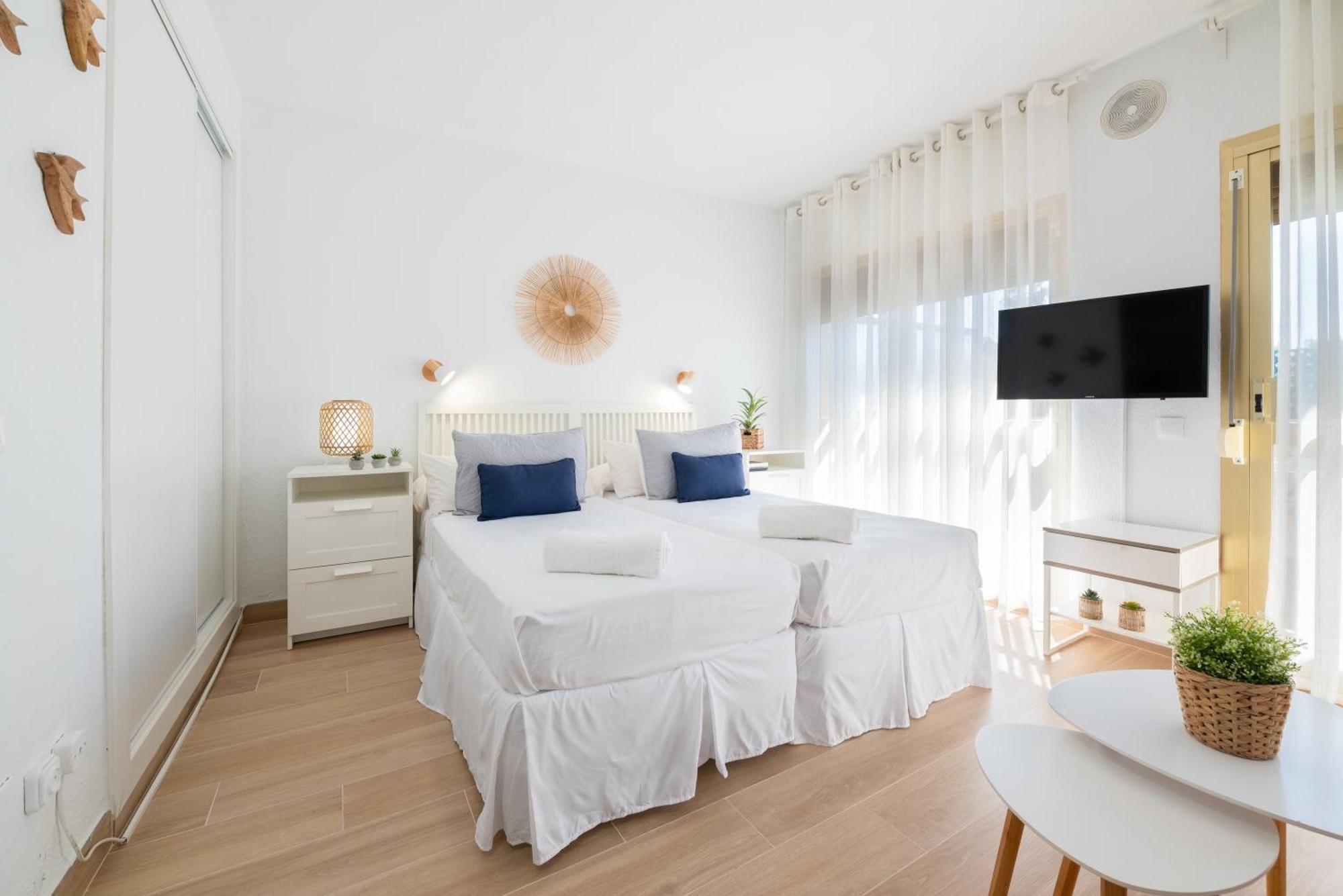 Oleholidays 1106 Romana Playa Primera Linea Playa Marbella Ngoại thất bức ảnh